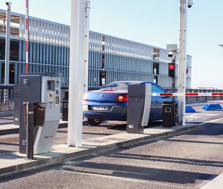 An agreement between CAME PARKARE and EASYPARK ITALIA has been signed to integrate the technological systems of the two companies that will make parking operations faster and safer.